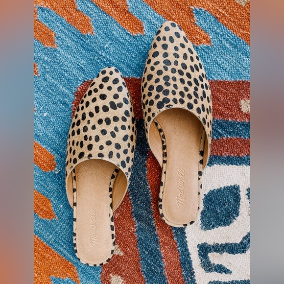 Madewell Shoes - Madewell Remi Mule in Sand Dune
Multi Dotted Calf Hair Sz 8